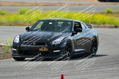 media/May-04-2024-Team Topak Racing (Sat) [[1dff1aa745]]/Inter Low 1/Session 2/